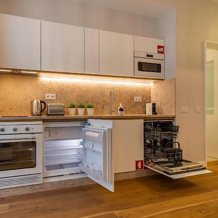 Daire Upscale & Trendy Flat In The Center