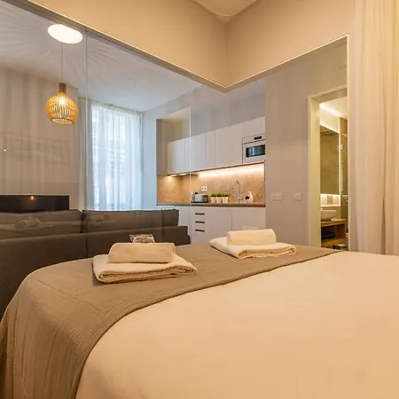 Апартаменты Upscale & Trendy Flat In The Center