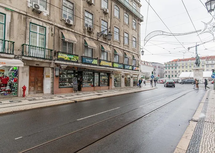 Apartment Upscale & Trendy Flat In The Center *