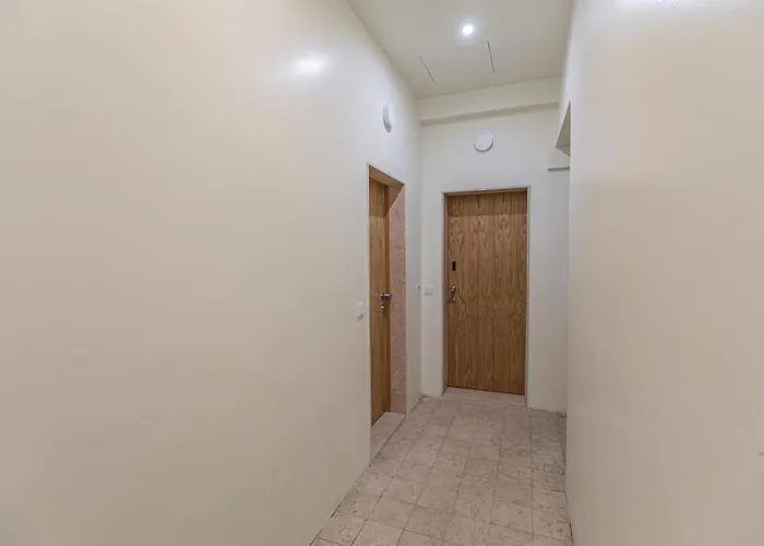 Apartment Upscale & Trendy Flat In The Center *