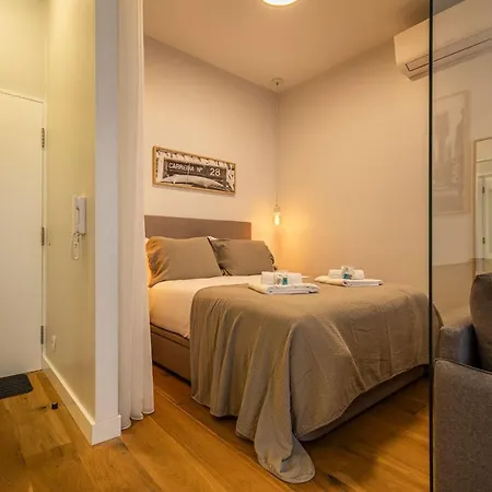 Apartment Upscale & Trendy Flat In The Center *