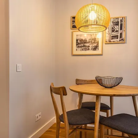 Upscale & Trendy Flat In The Center Lisbon
